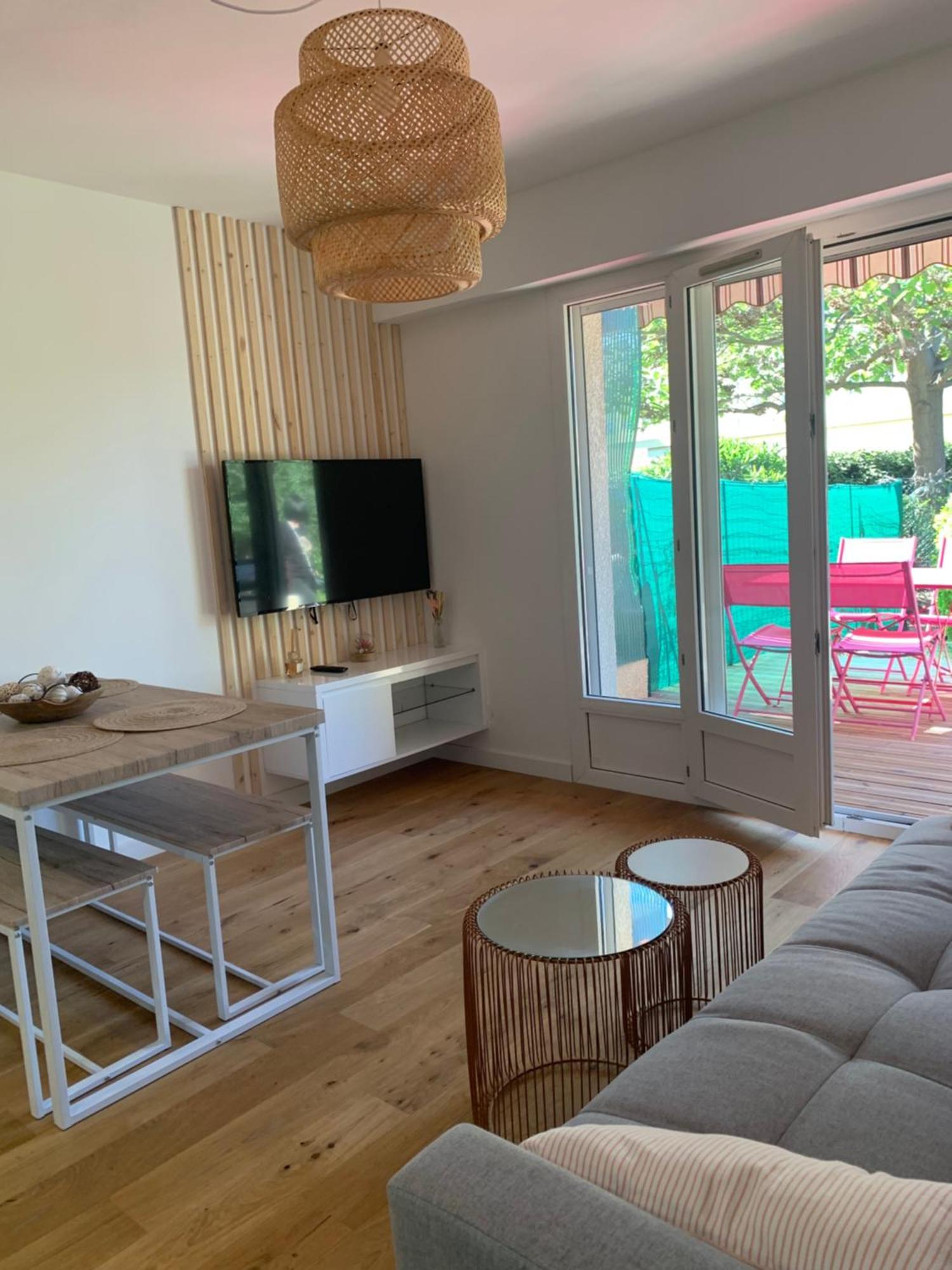 Beau T2 Avec Jardin Frejus Plage Dış mekan fotoğraf